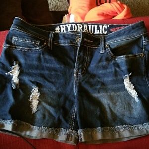 Hydraulic women's jean shorts
